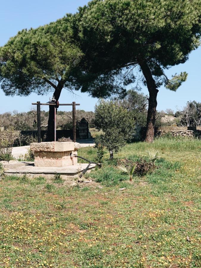 Trullo Contrada Stracca Pensionat Alliste Exteriör bild