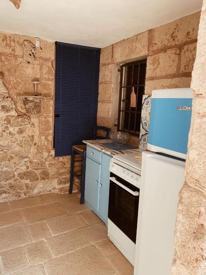 Trullo Contrada Stracca Pensionat Alliste Exteriör bild