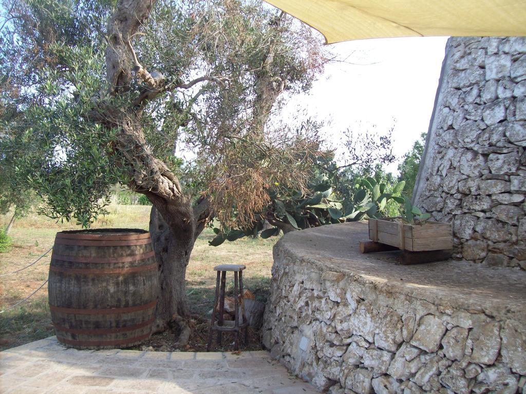 Trullo Contrada Stracca Pensionat Alliste Exteriör bild