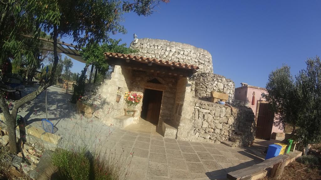 Trullo Contrada Stracca Pensionat Alliste Exteriör bild