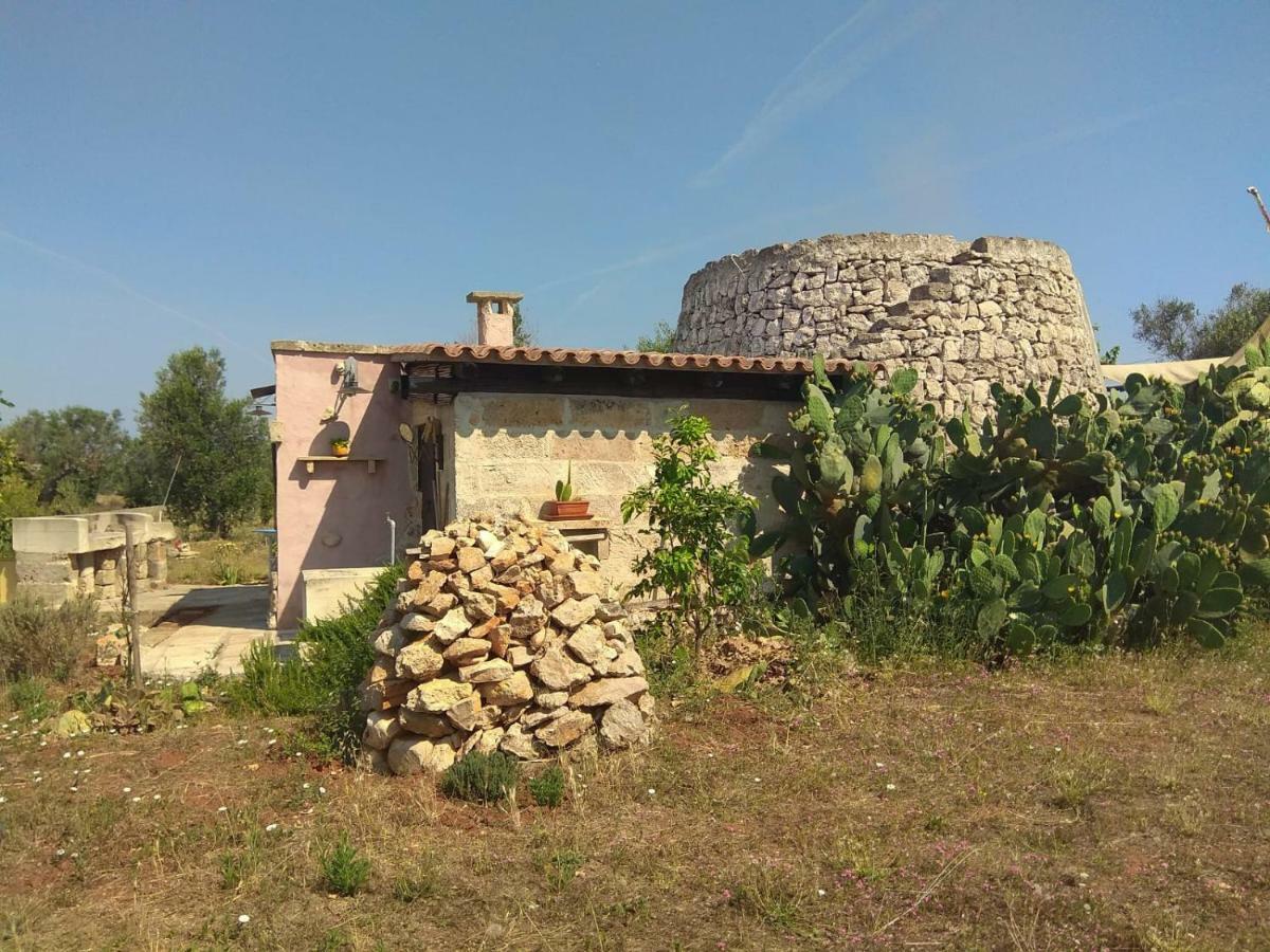 Trullo Contrada Stracca Pensionat Alliste Exteriör bild